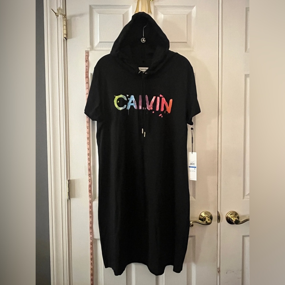 NWT-Calvin Klein TShirt Dress with hood, gold accents, knee length
Size XL